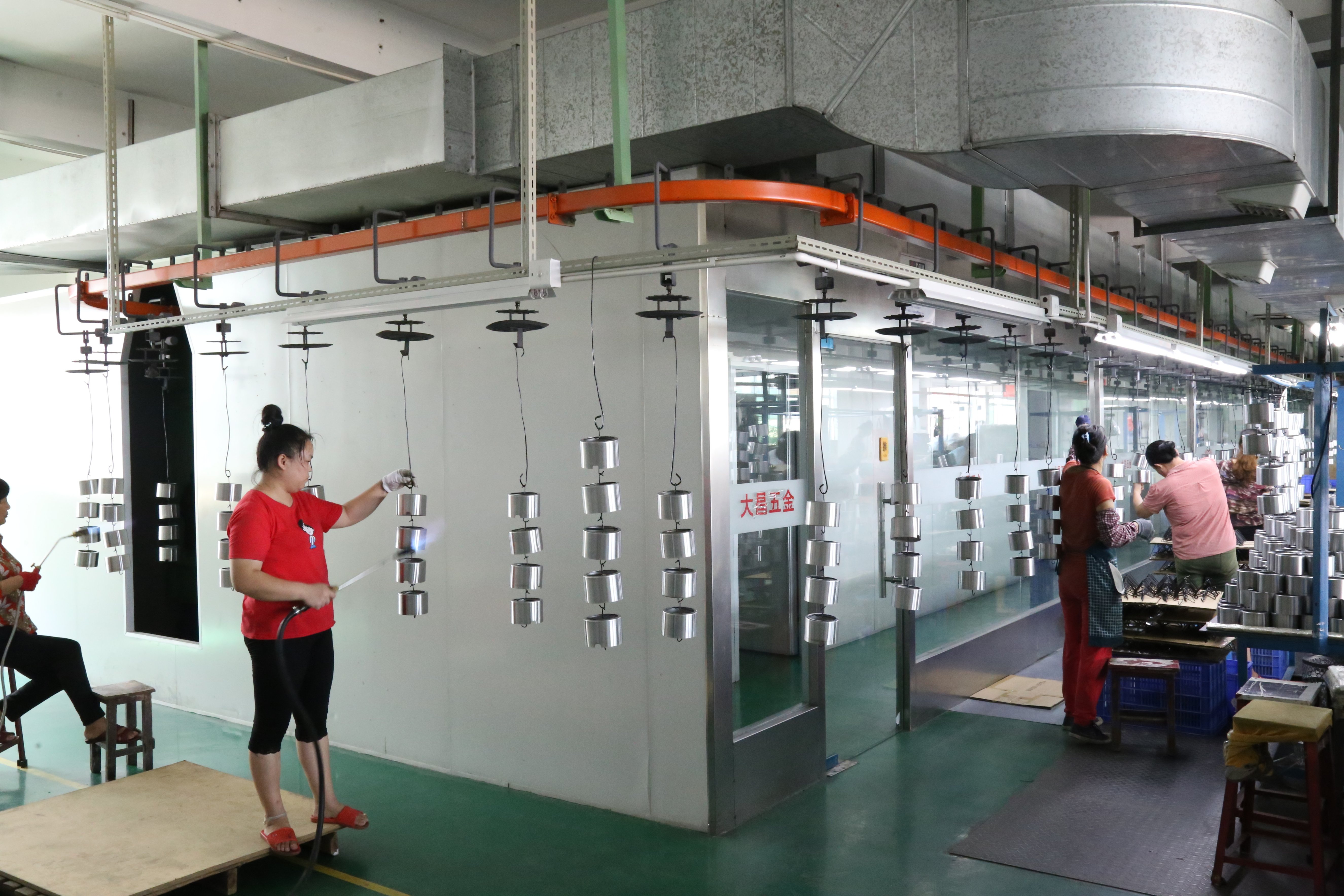 懸吊式輸送機(jī)